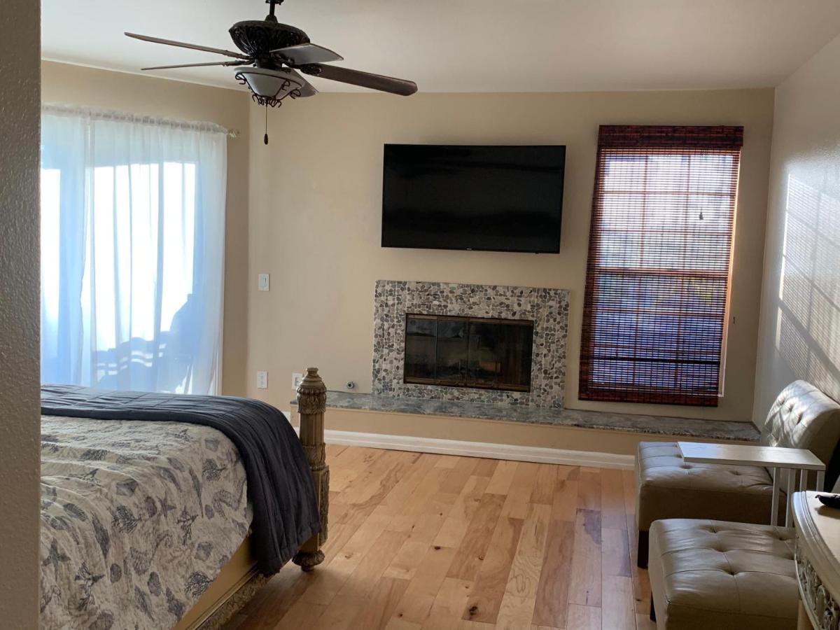Pacific Breeze Right Next To Huntington Beach Pier! Steps From Beach!! Exteriér fotografie